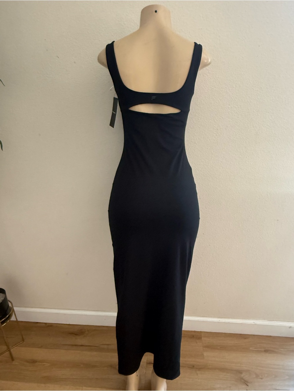 Fabletics Pure Luxe Black Maxi Dress- small - Picture 4 of 4